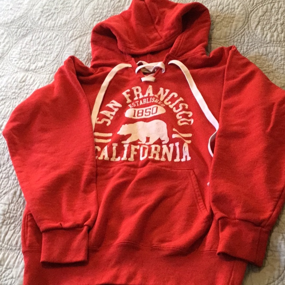 Women’s/juniors hoodie, size small